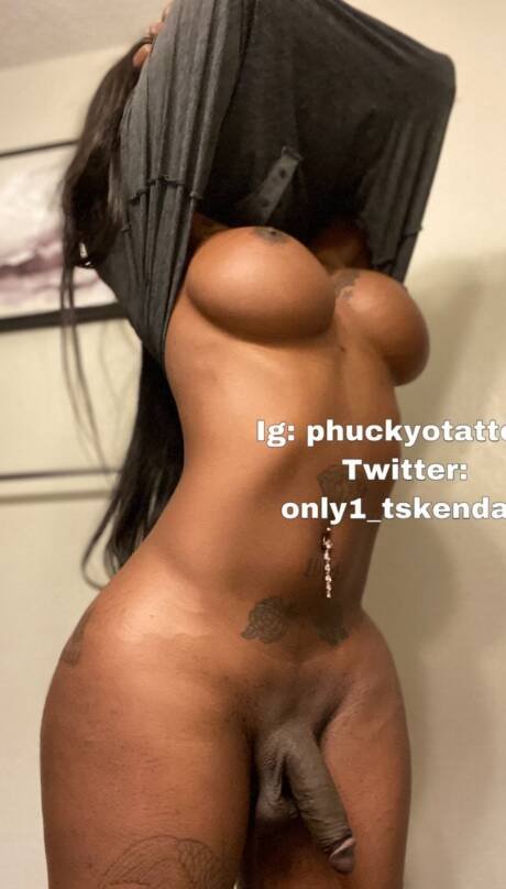 TS KENDALL 🇺🇸 HOT BLACK TGIRL AMAZING BODY & COCK 🍈👙🍆👙🍑 PICS #PGGtaGj3