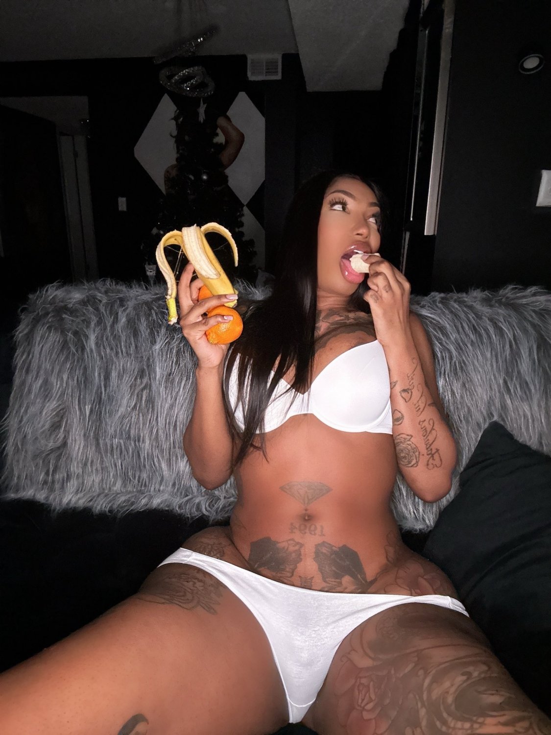 TS KENDALL 🇺🇸 HOT BLACK TGIRL AMAZING BODY & COCK 🍈👙🍆👙🍑 PICS #trgcqaWE