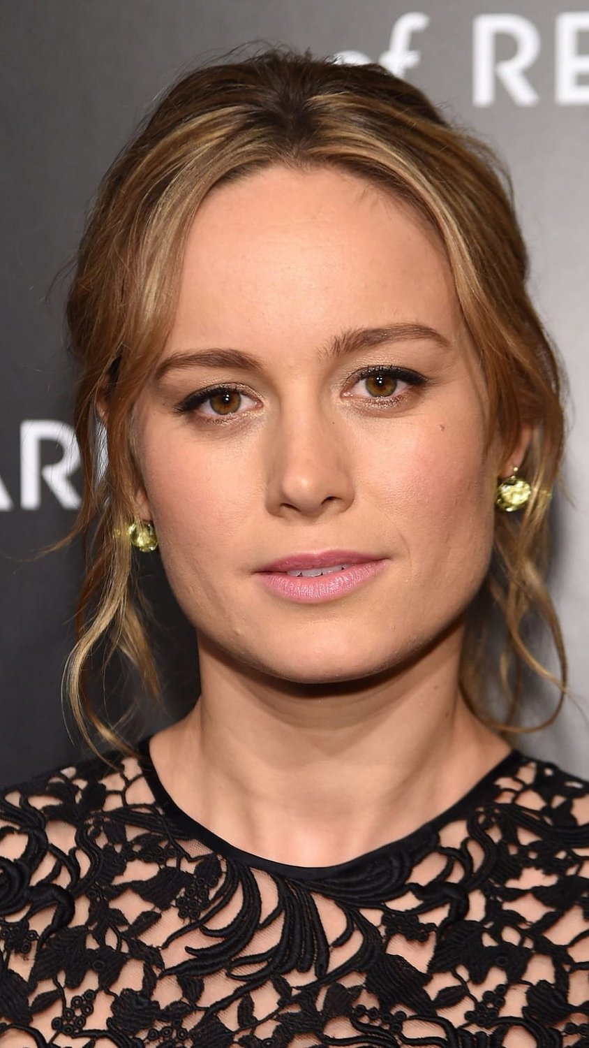 Brie larson(she looks better than scarlett johansson) #8NujmcyL