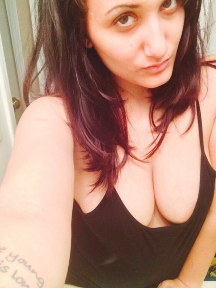 SlutArrest! Meghan 24-year-old from North Carolina USA #cyAVA2uT