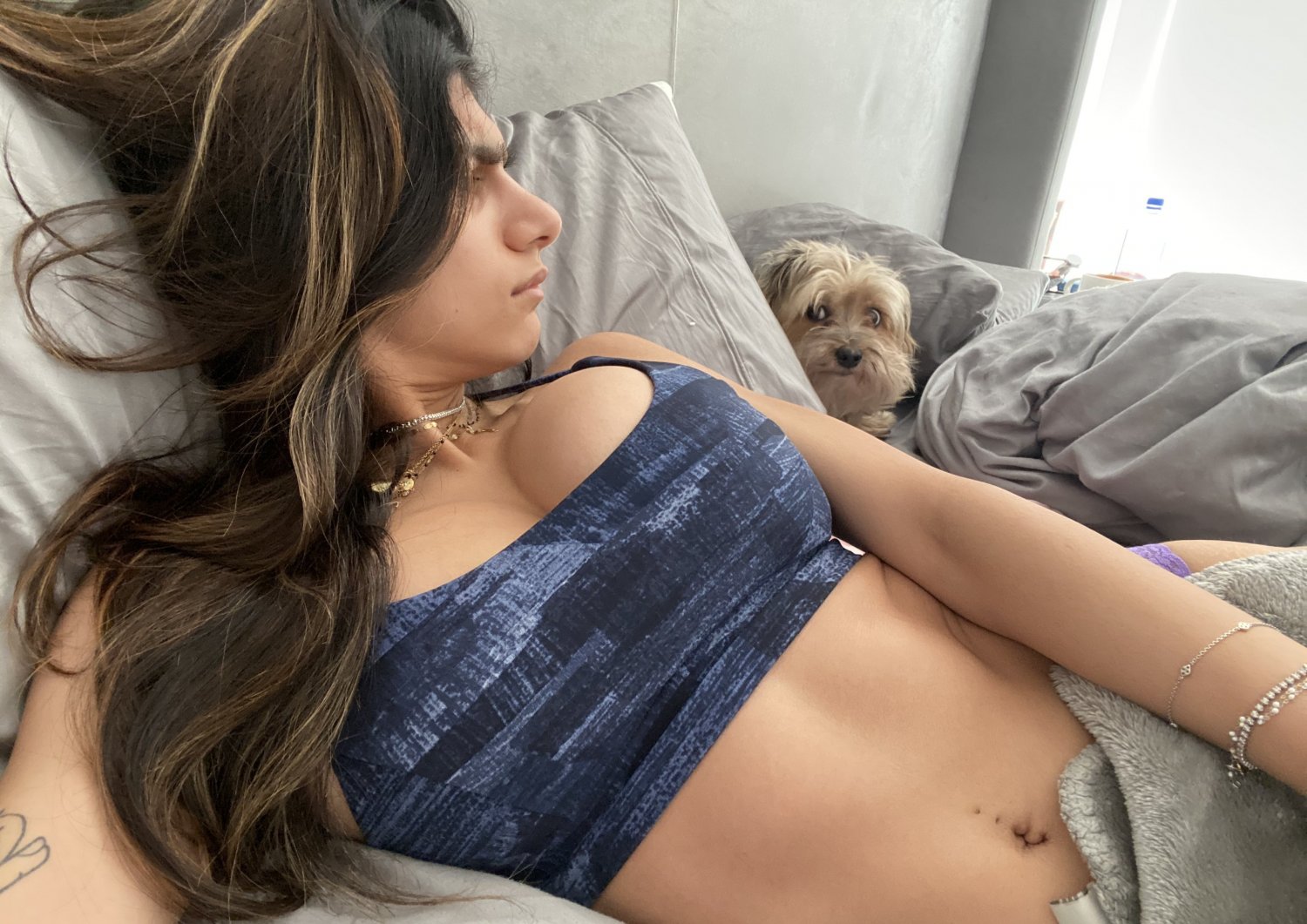 Webslut o.g. Mia Khalifa #1H6apxAx