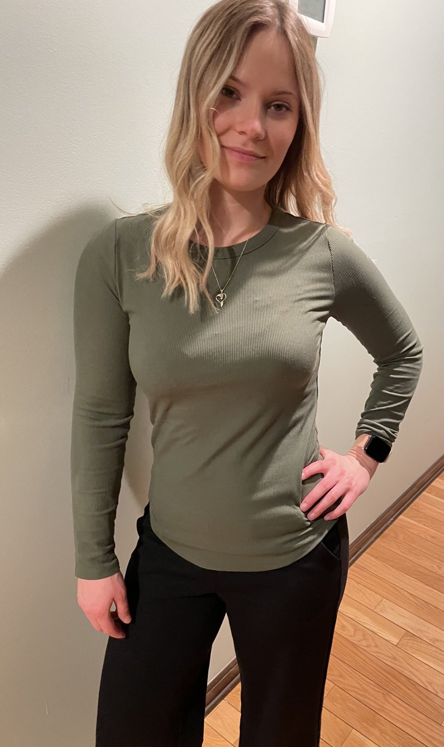 Hot fuckdoll... Do you like her pussy? #7VJalWSP