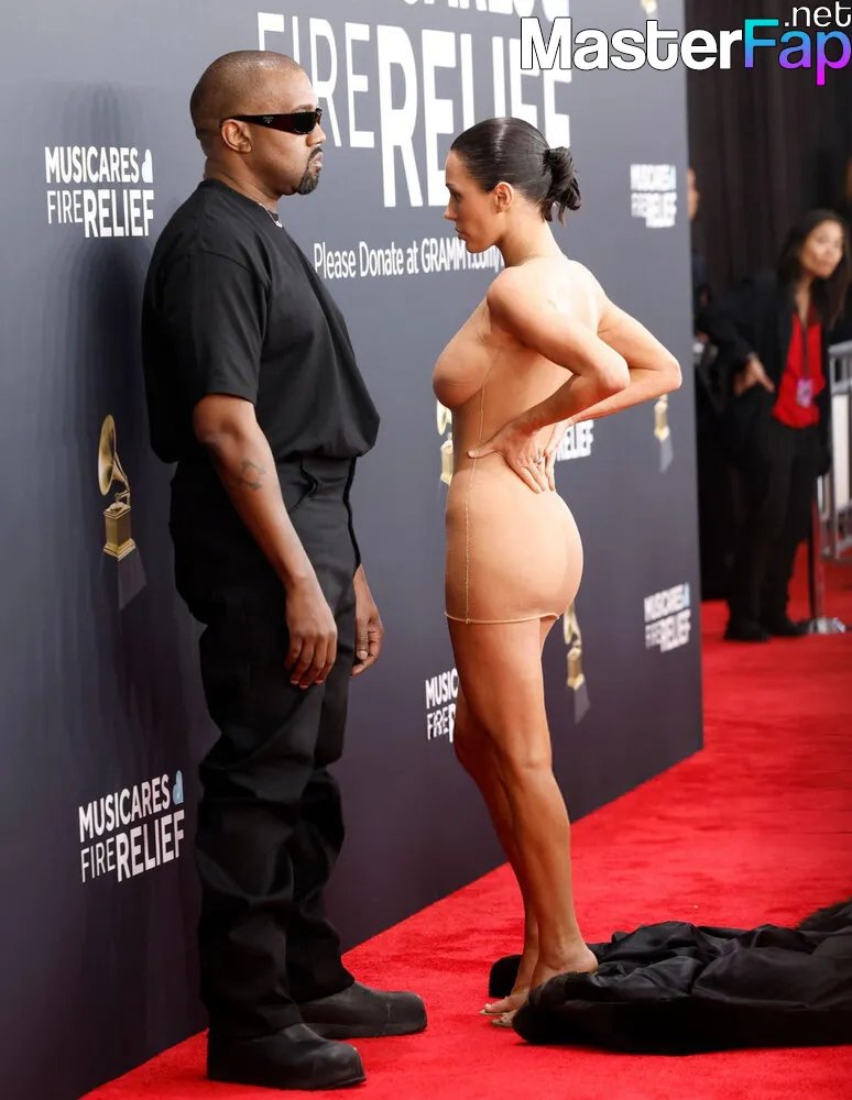 Bianca Censori At The Grammy Awards #8GmzrcrG