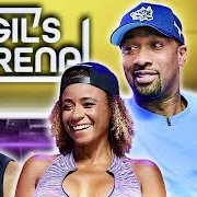 Gil’s Arena former employee teases chat w Big pretty titties all night during Lakers game #8oRjFhdZ