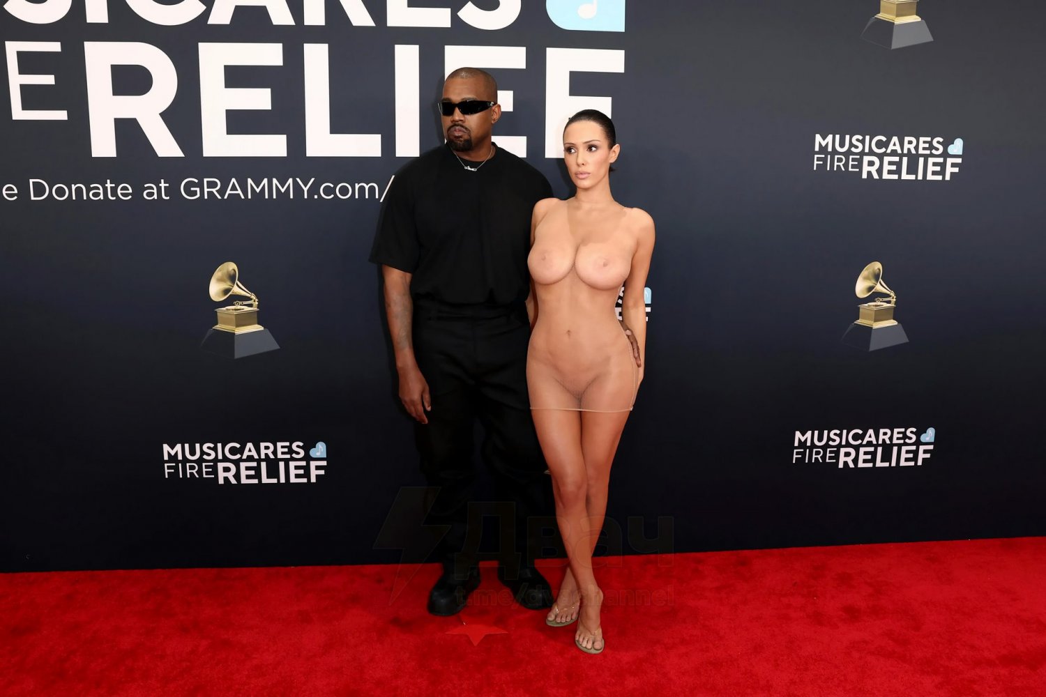 Bianca Censori (uncensored) & Kanye West at Grammys 2025🥵 #AAYFWCnz