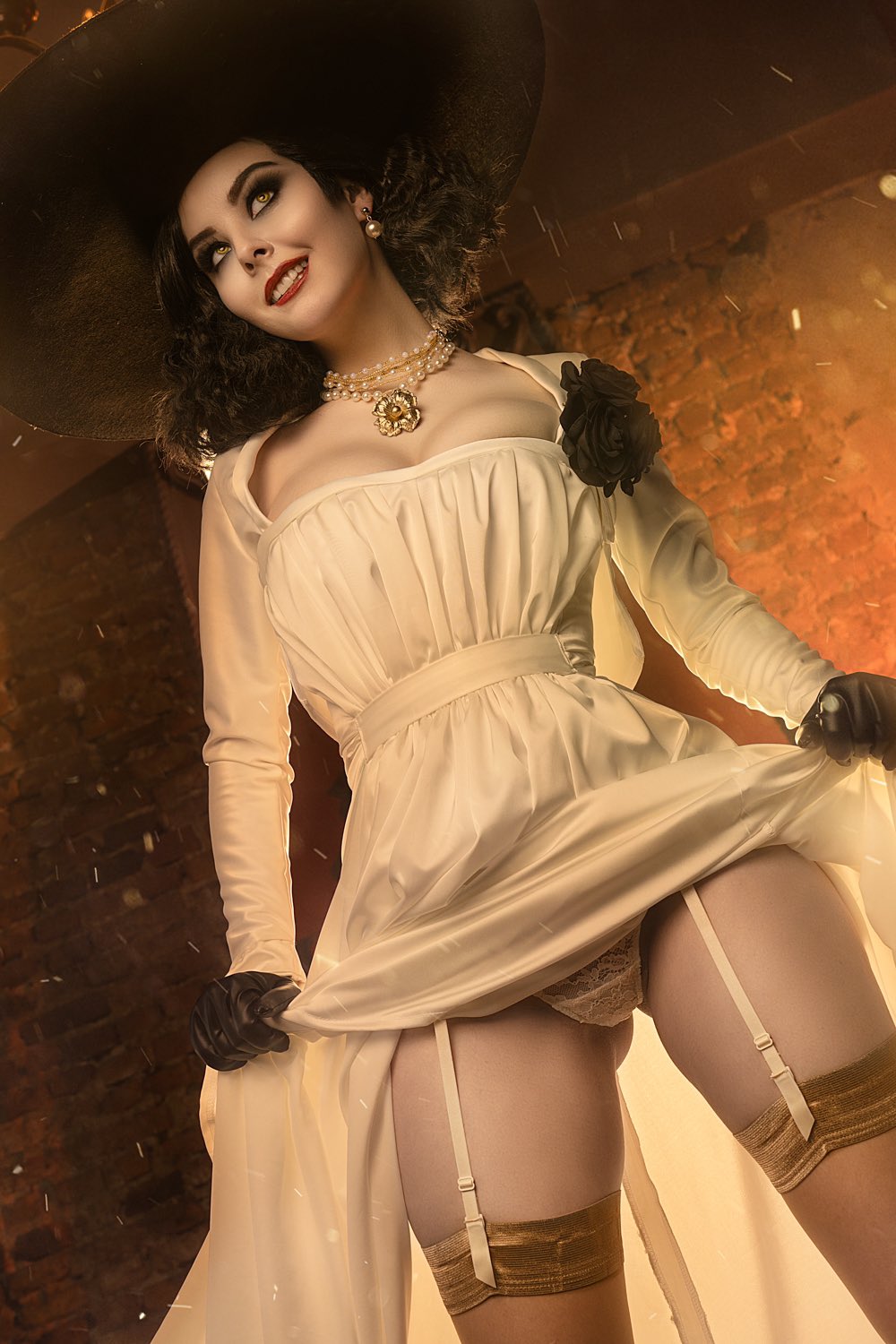 Disharmonica - Lady Dimitrescu (Updated 2021-07-02) #Aq14ceUP