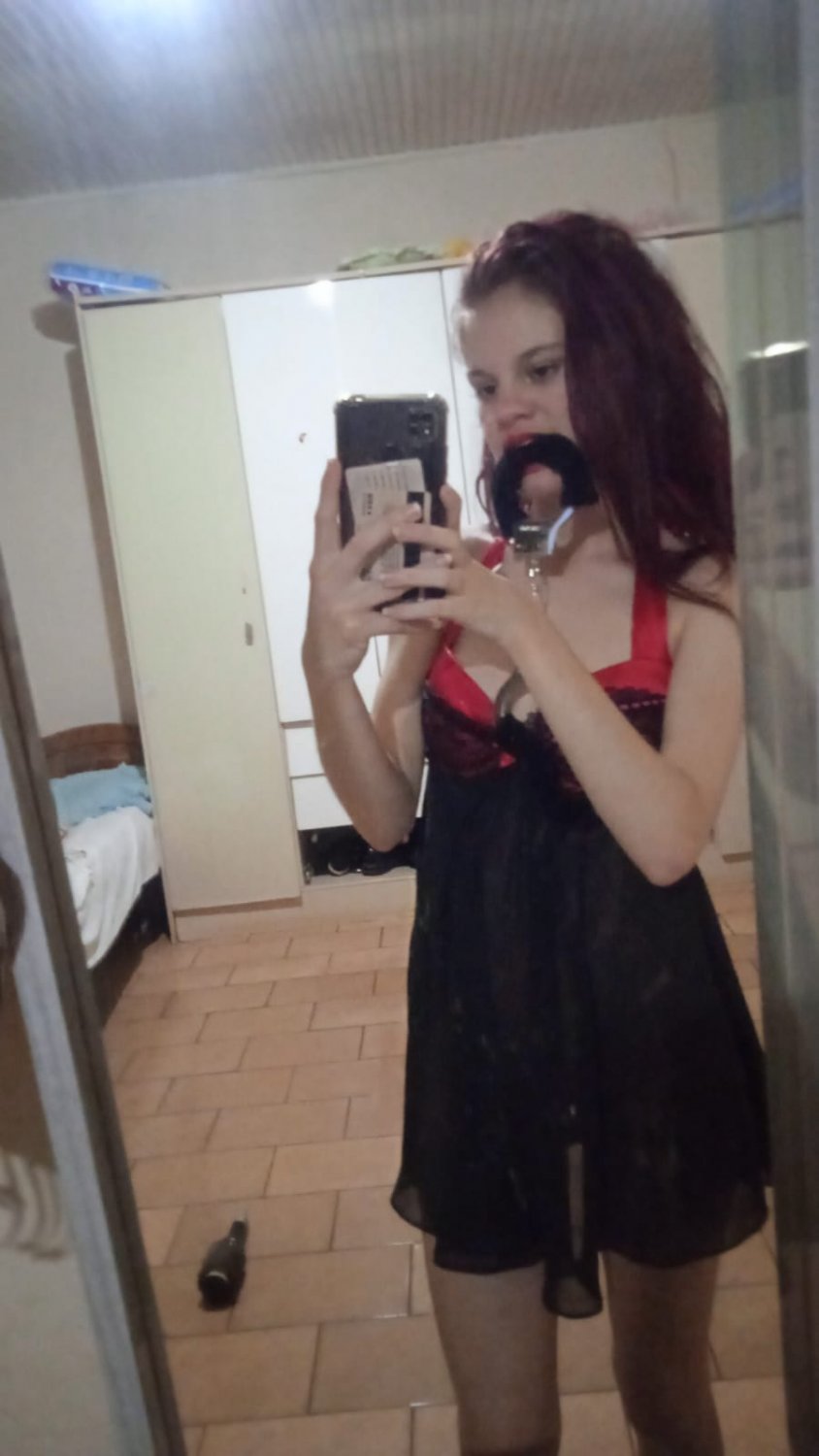 bmzmmeyj Vazou video e fotos da novinha do Paraná toda sensual.(Mando pro ficante e ele vazou). #BmzmmEYJ