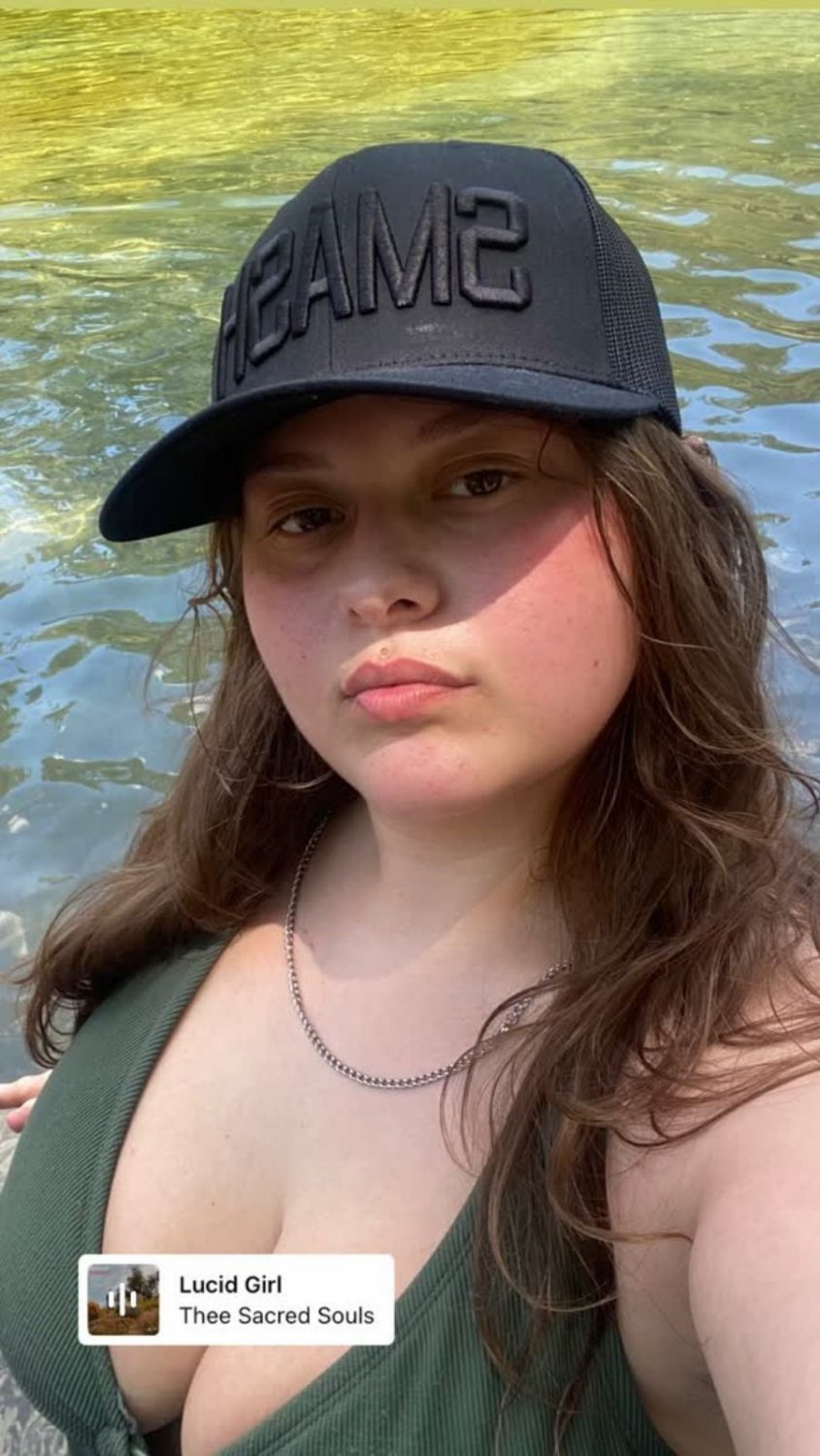 Sexy bbw teen slut (irl crush of jlwozov2kik) #D03aHujz