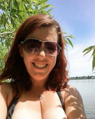Amanda McCarthy Canadian slutwife #eFH6uDOf