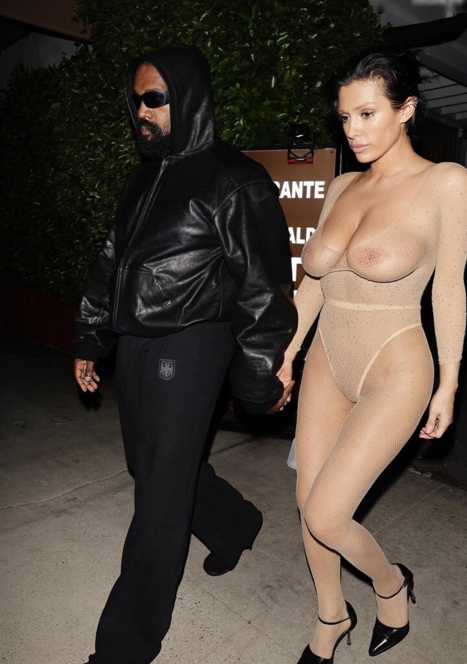 Full Pictures & Video of Kanye West & Bianca Censori | Grammy 2025 | Los Angeles #fFqPWOxQ