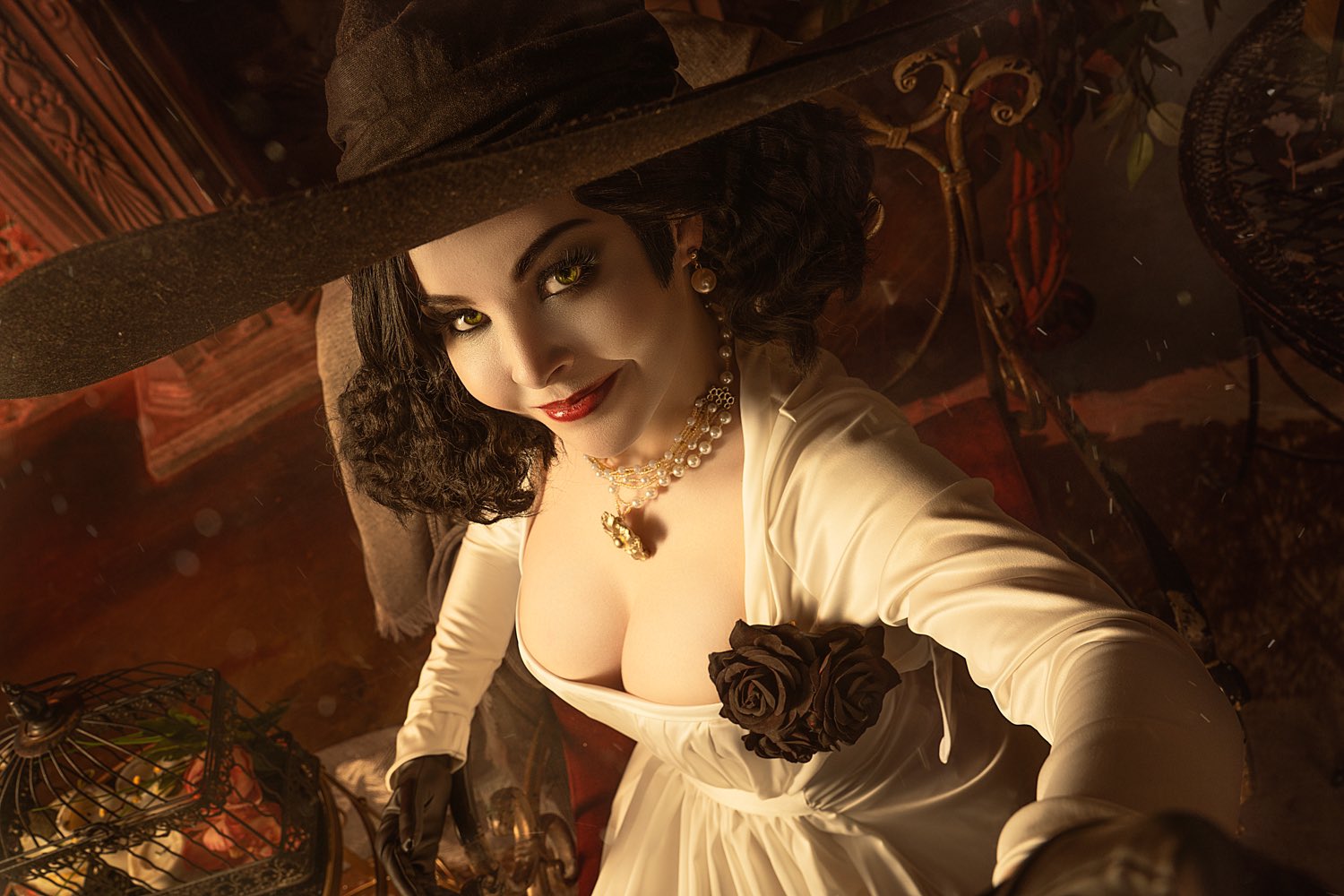 Disharmonica - Lady Dimitrescu (Updated 2021-07-02) #fL1wKI4R