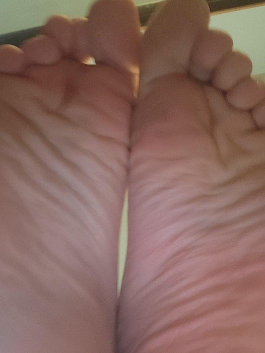 Femboy feet #gPdq662P