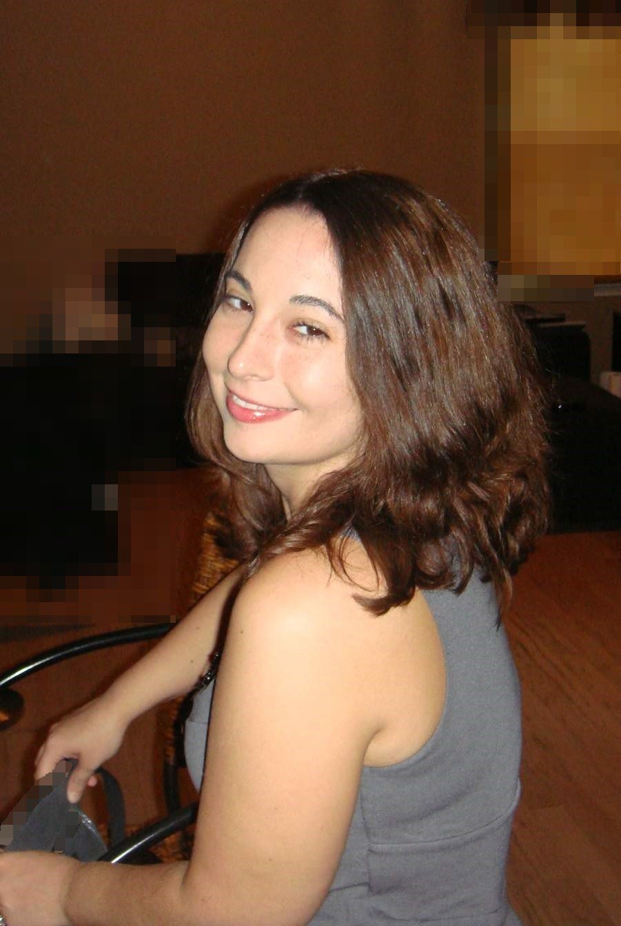 Sexy Brunette Wife is a submissive slut #I2R9Mk1t