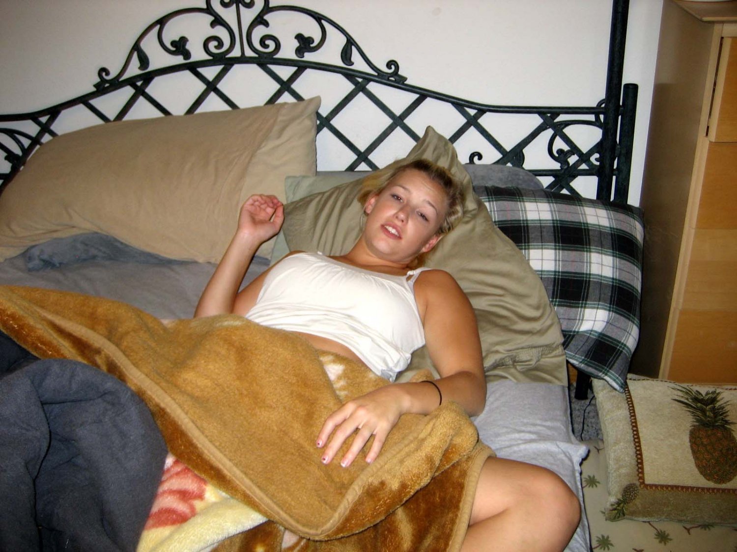 US Blonde Teen #IIFH9STE