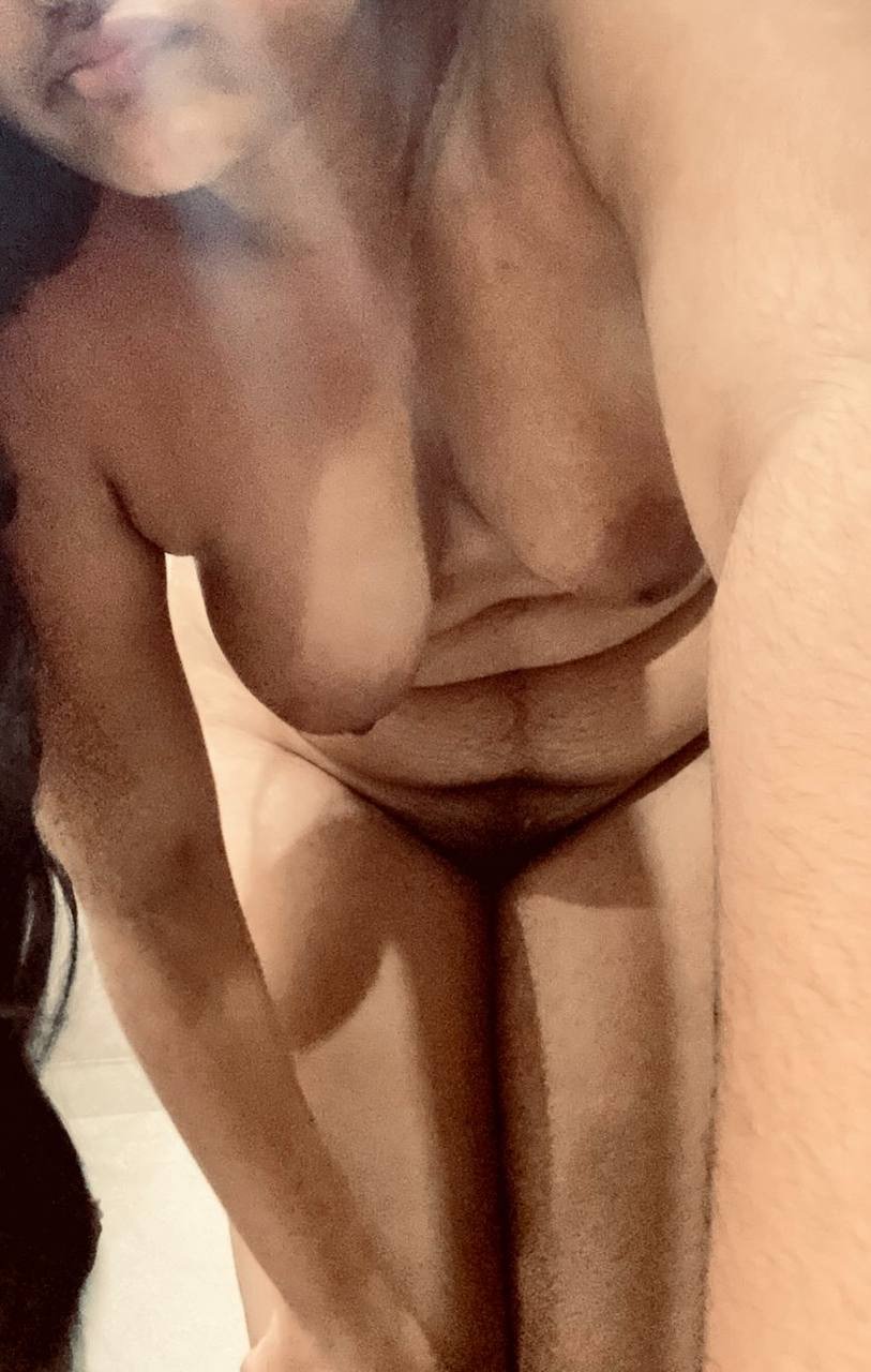 jt8jzggs Desi Indian NRI wife Sana shows off her slutty side Part 2 #jT8jZgGS