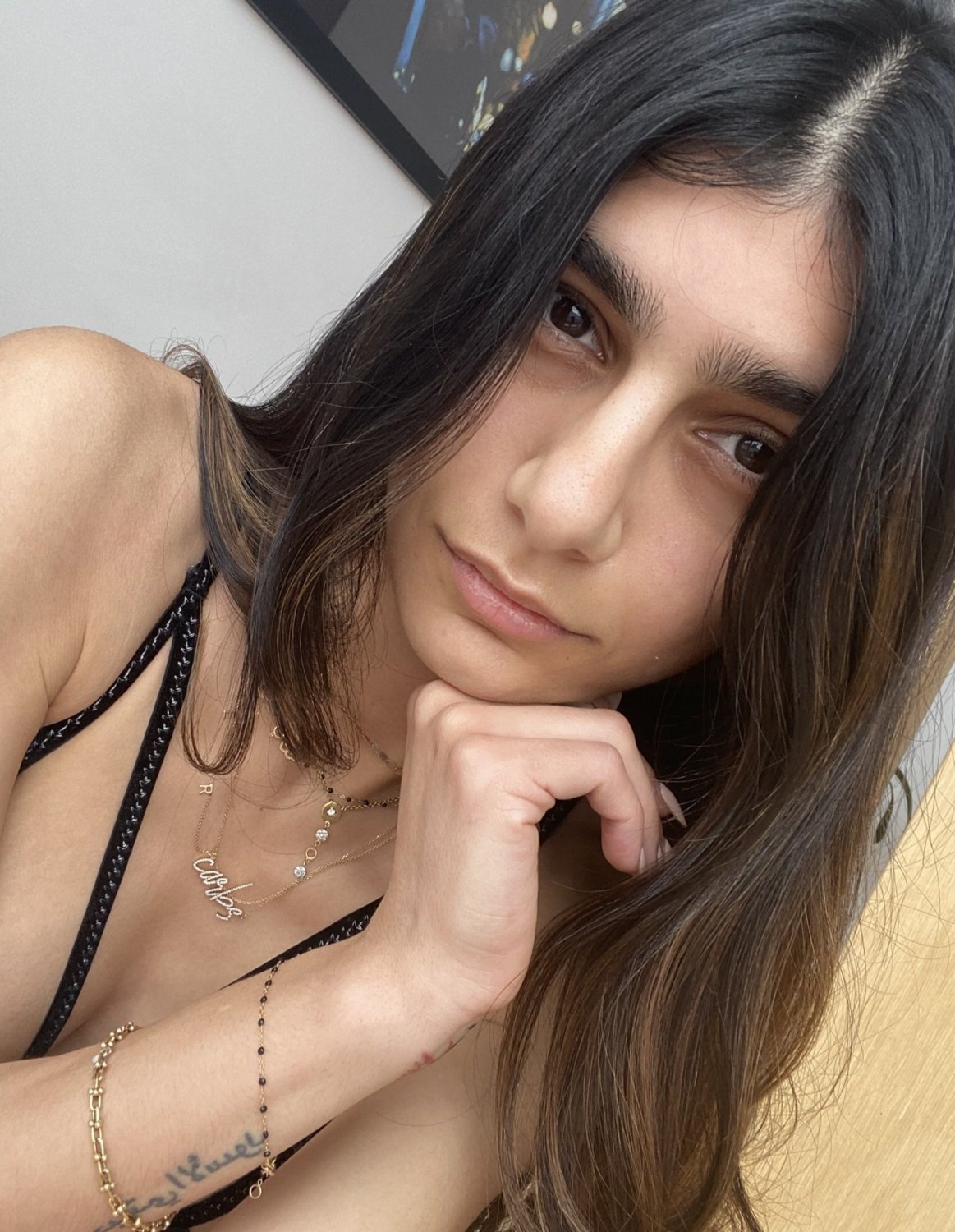 Webslut o.g. Mia Khalifa #JVZ1vEQm