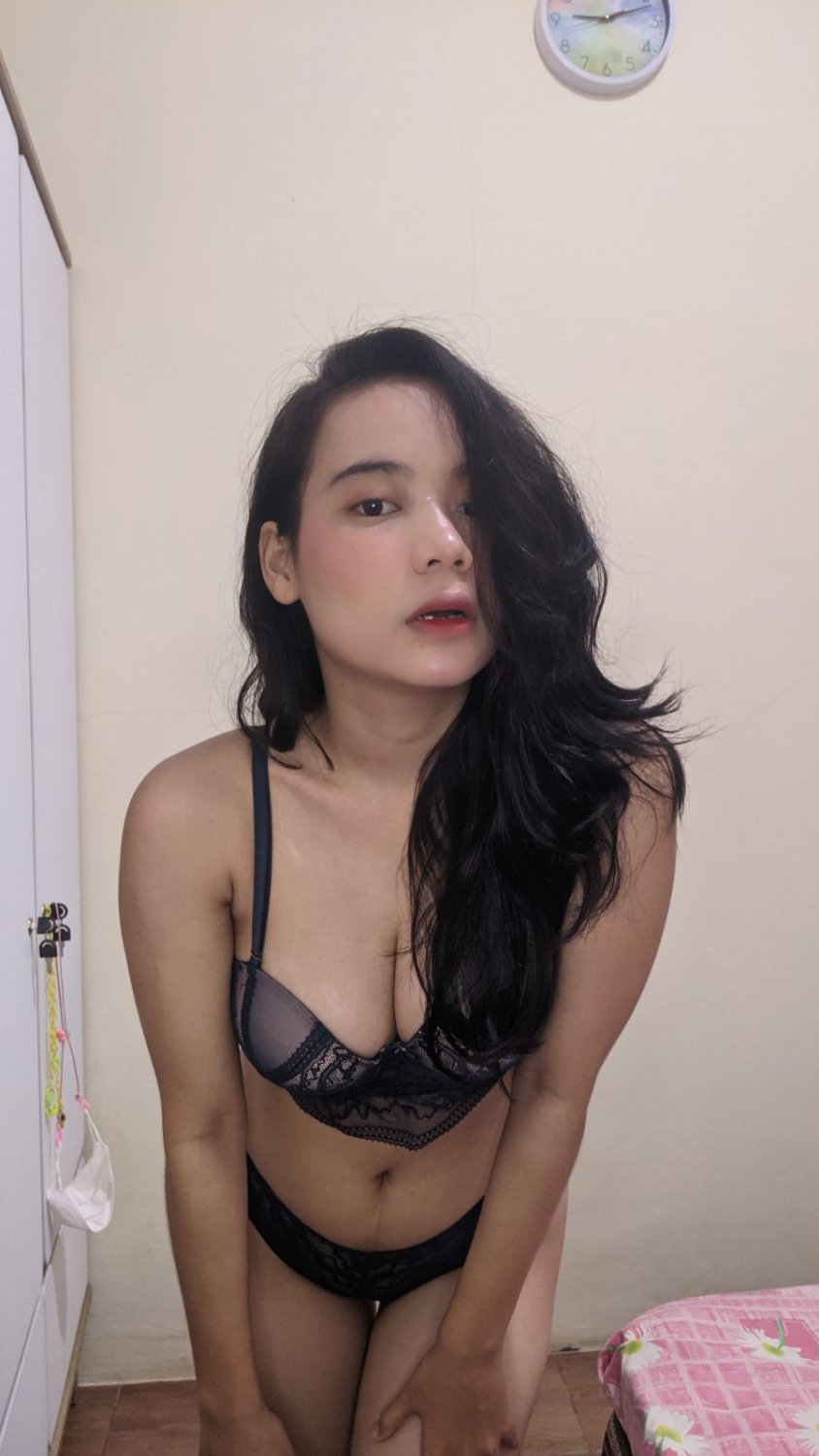Sexy 23yo asian webslut Felly #k7gPjp6m