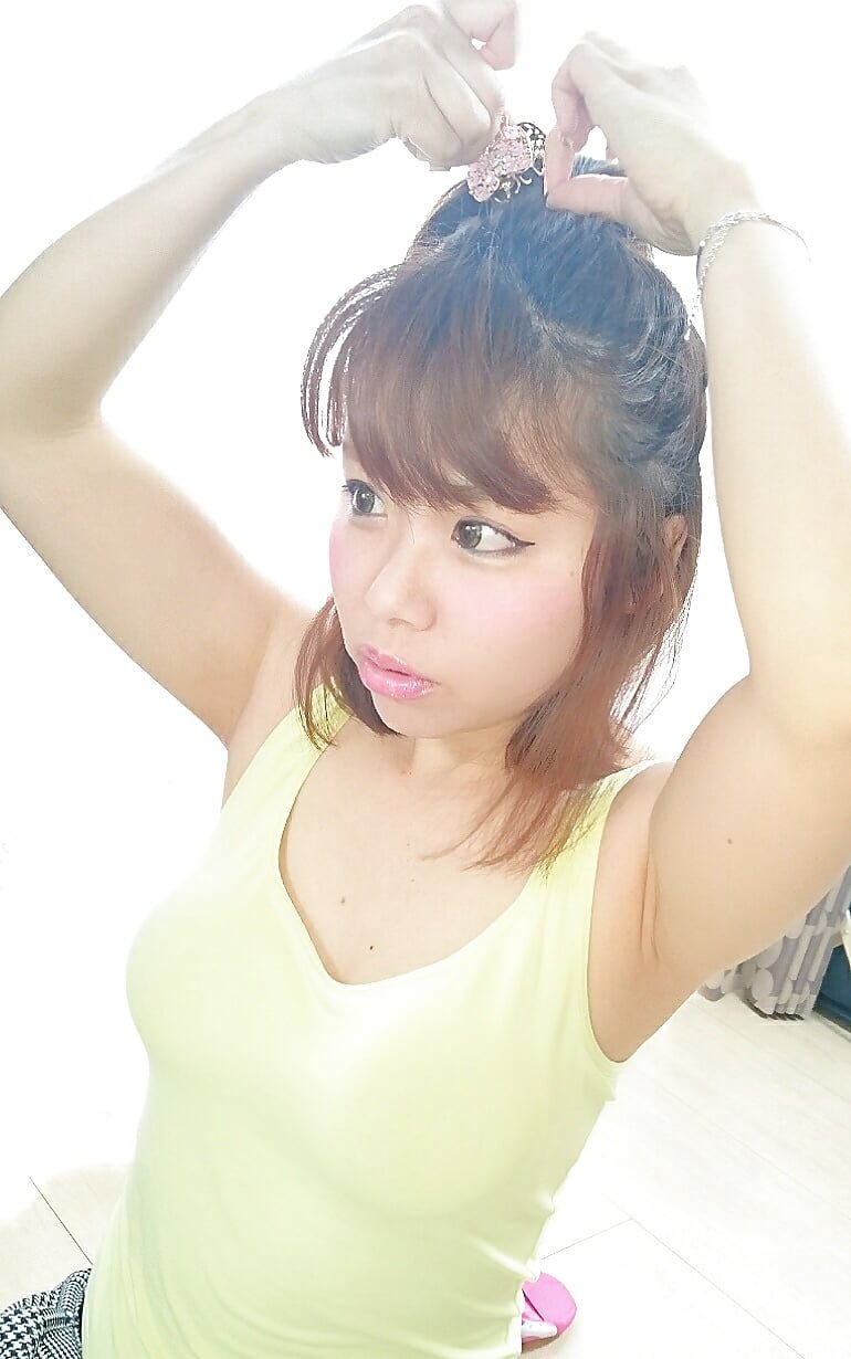 友香 淫乱変態雌豚便器妻 #LimzUCzC