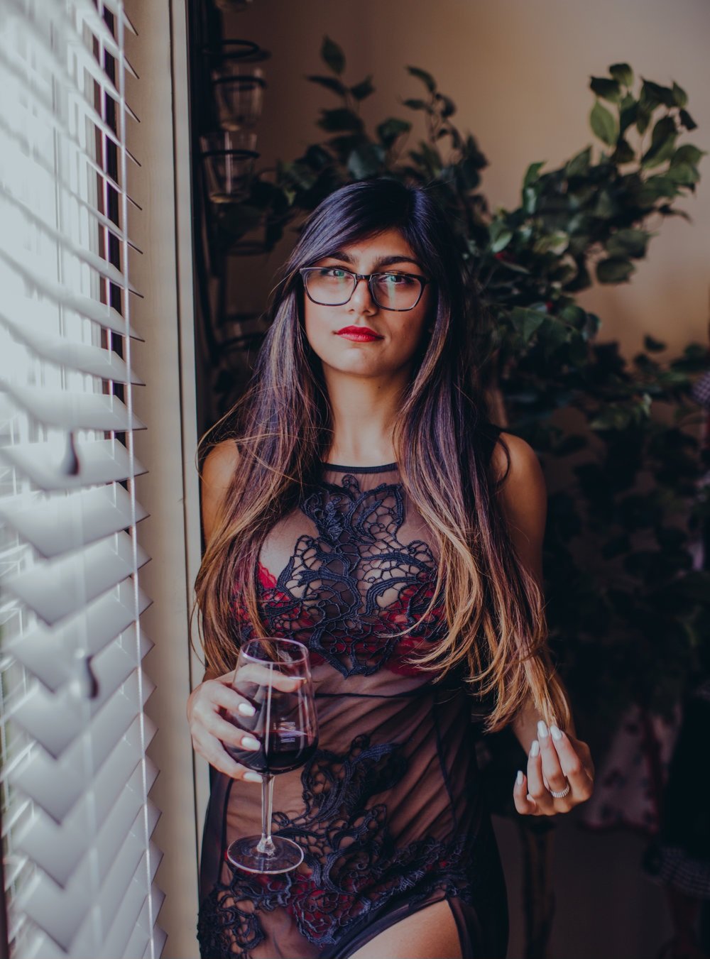 Webslut o.g. Mia Khalifa #LPUN7M3T