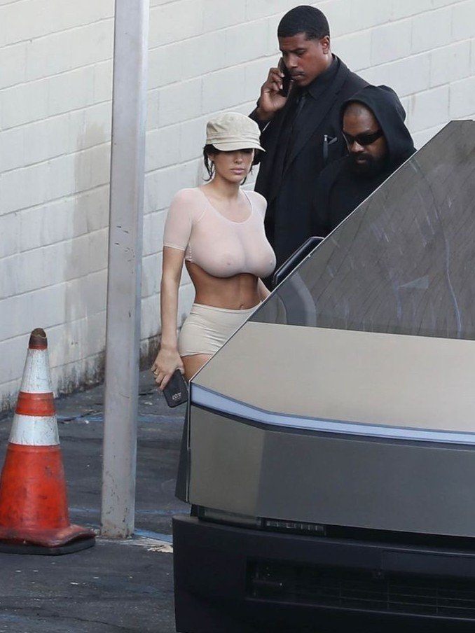 Bianca Censori Sexy See-Through (Kanye West Wife) #MnQN4hn3