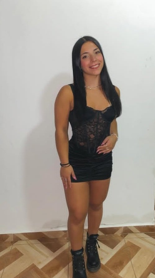 Mia #Ne1pr7pG