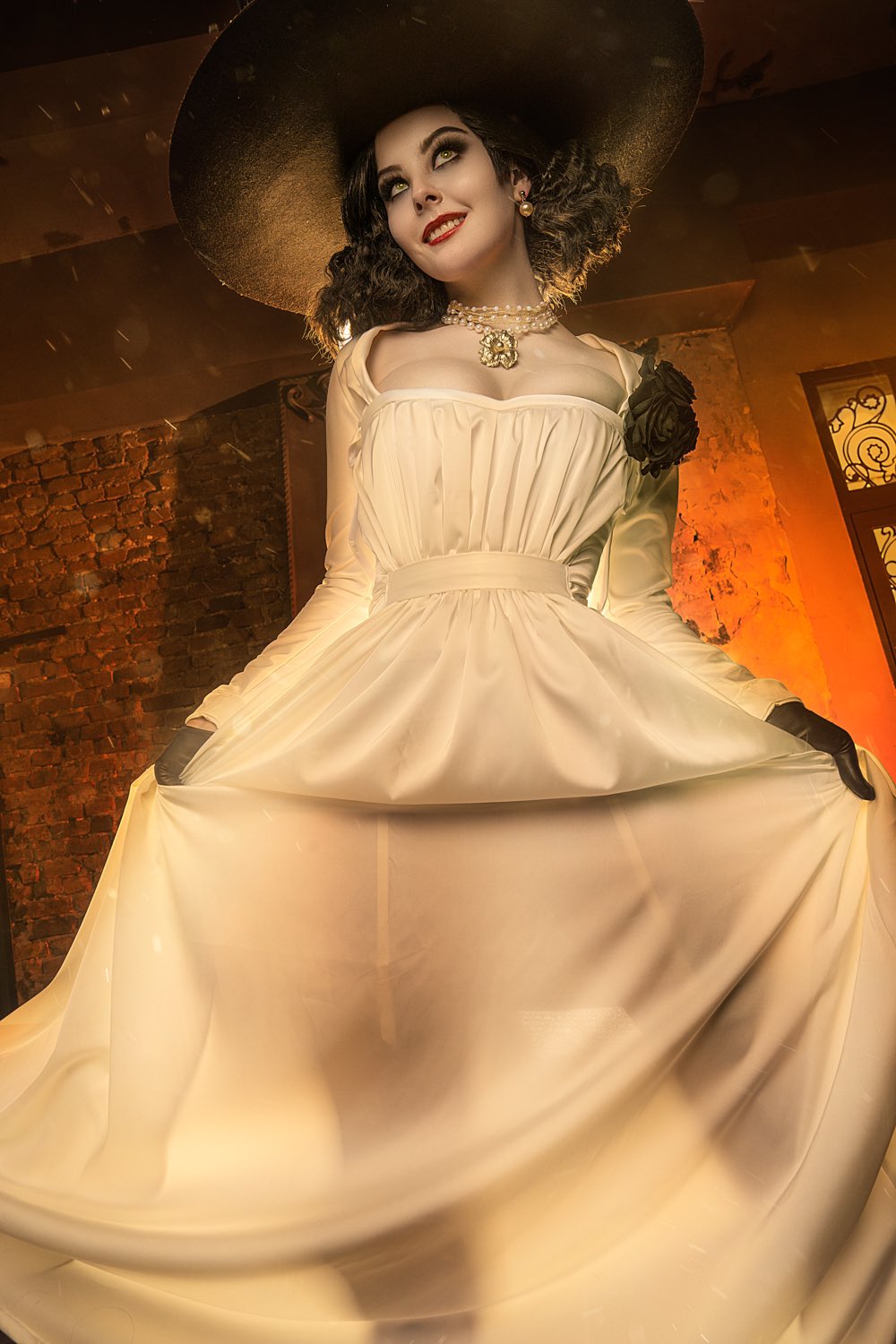 Disharmonica - Lady Dimitrescu (Updated 2021-07-02) #OFv3jyx4