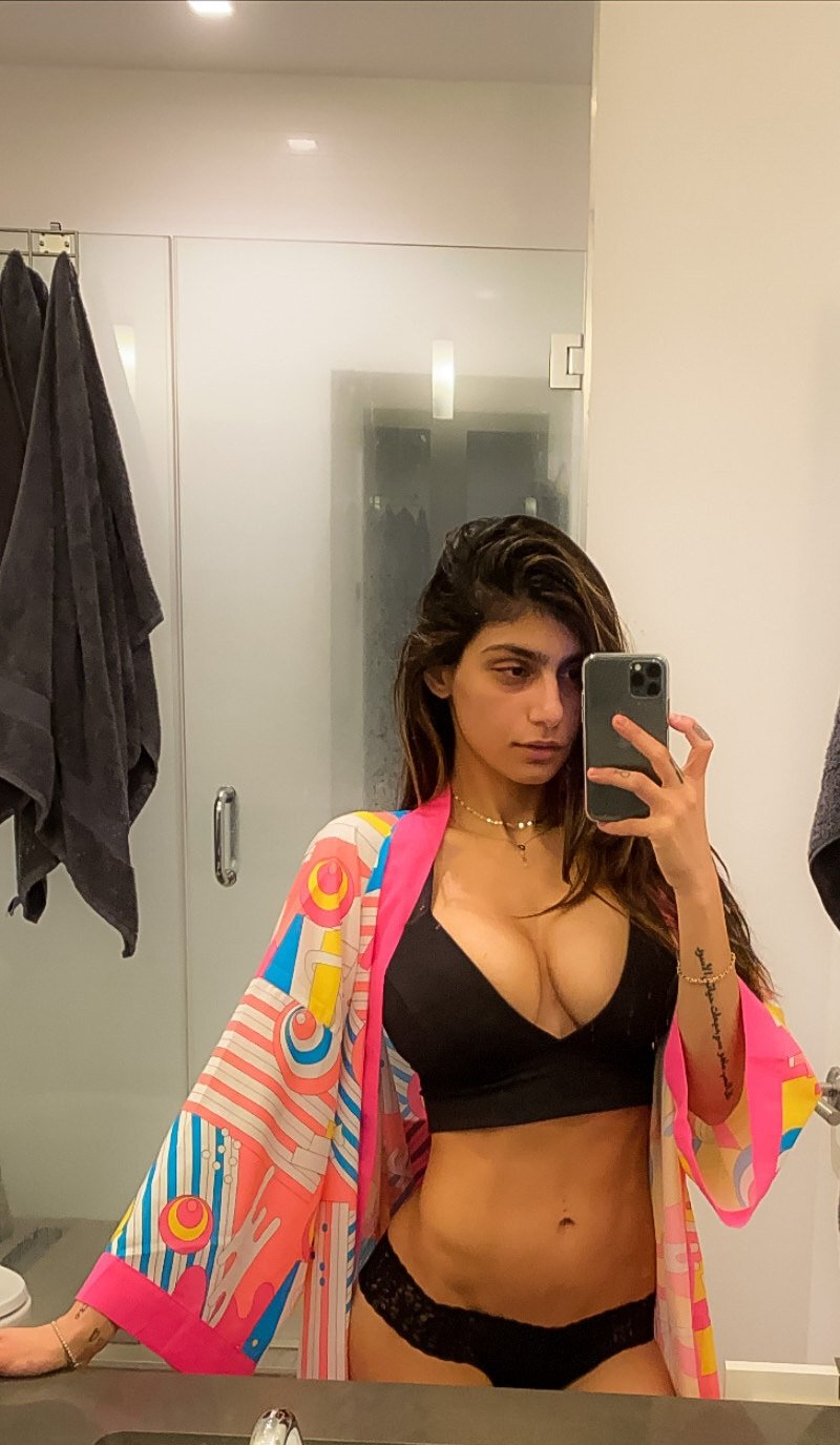 Webslut o.g. Mia Khalifa #P5ugKtpu