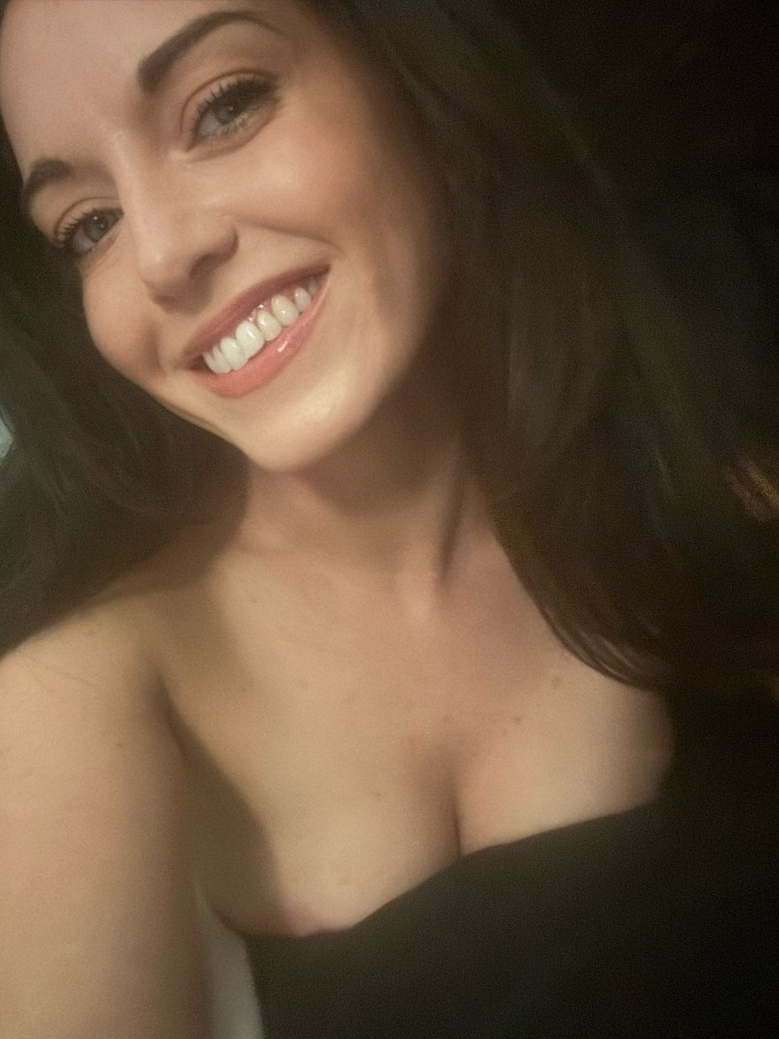 Texas slut wife. Tell me if you know her. #psUOWgNi