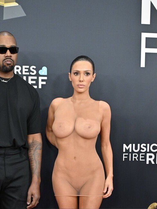 Kanye West Wife Naked See-Through (Bianca Censori) #PT7lh2mi