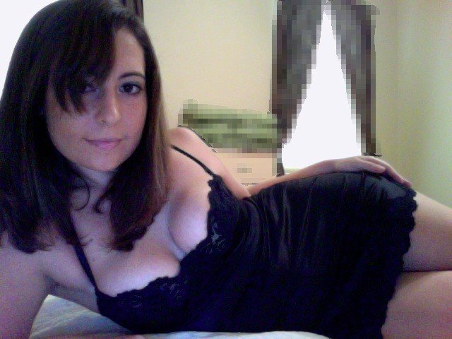 Sexy Brunette Wife is a submissive slut #Q41ARJ3C