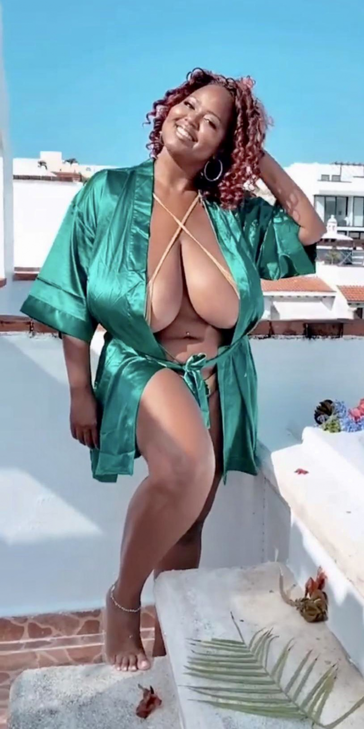 Monique Cooper #R8ji3SfT