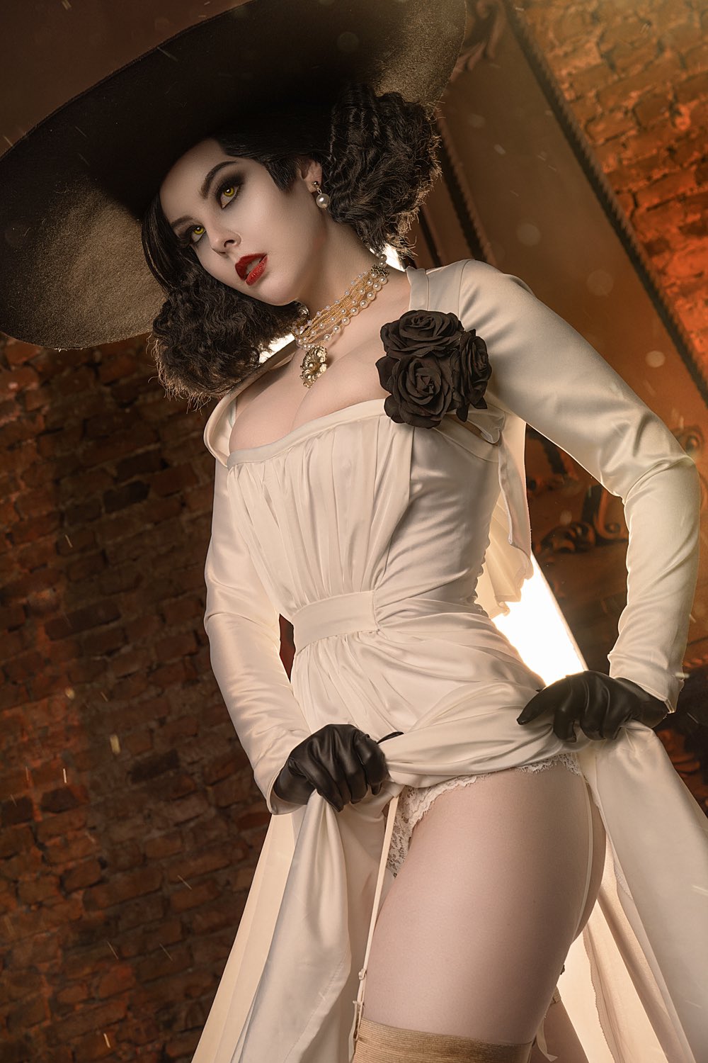 Disharmonica - Lady Dimitrescu (Updated 2021-07-02) #rRNEAiYZ