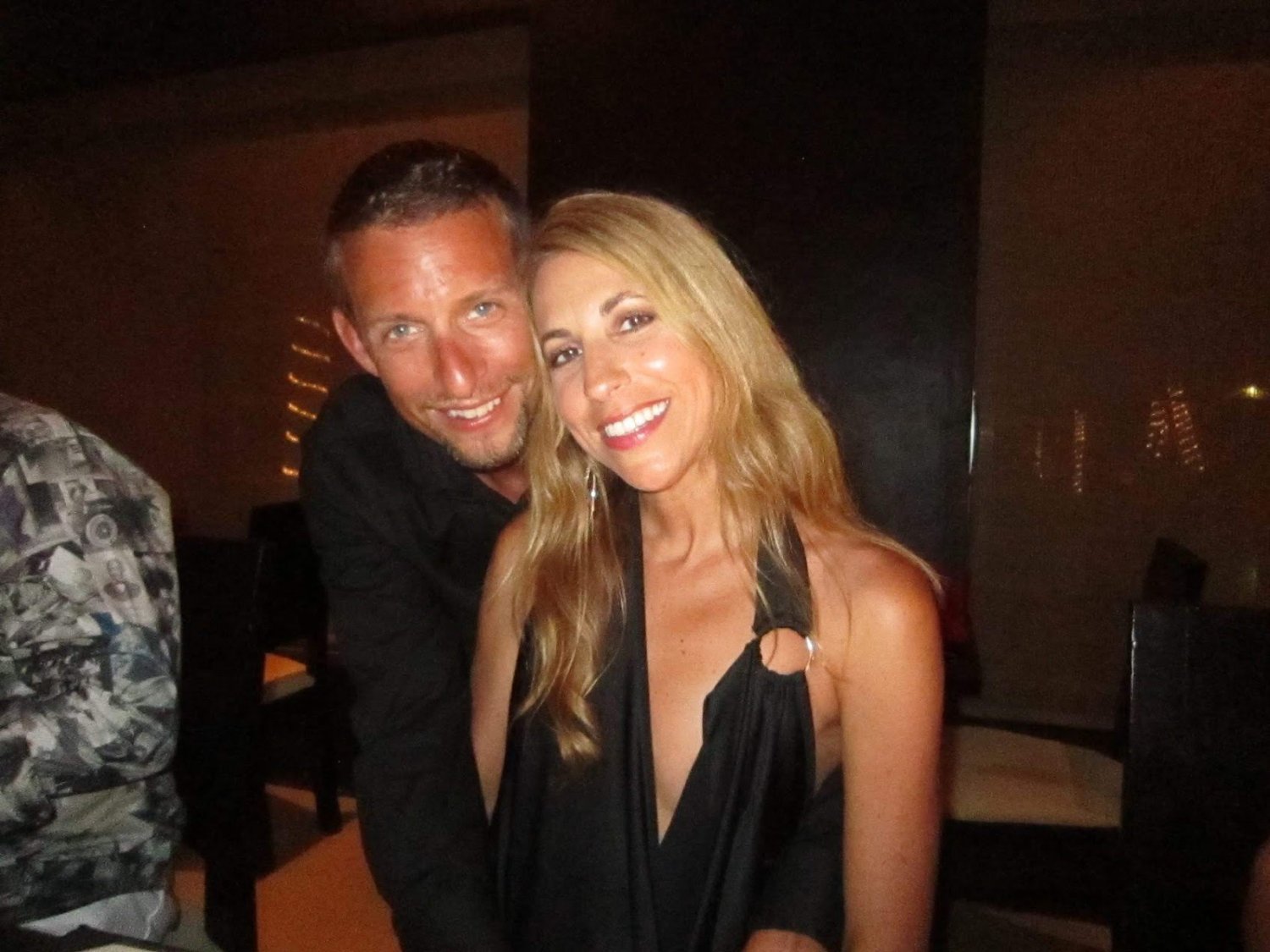 Gorgeous MILF shows off #sr3n5Ivf