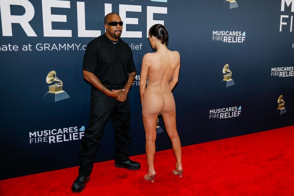 Bianca Censori At The Grammy Awards #stF9ewjZ