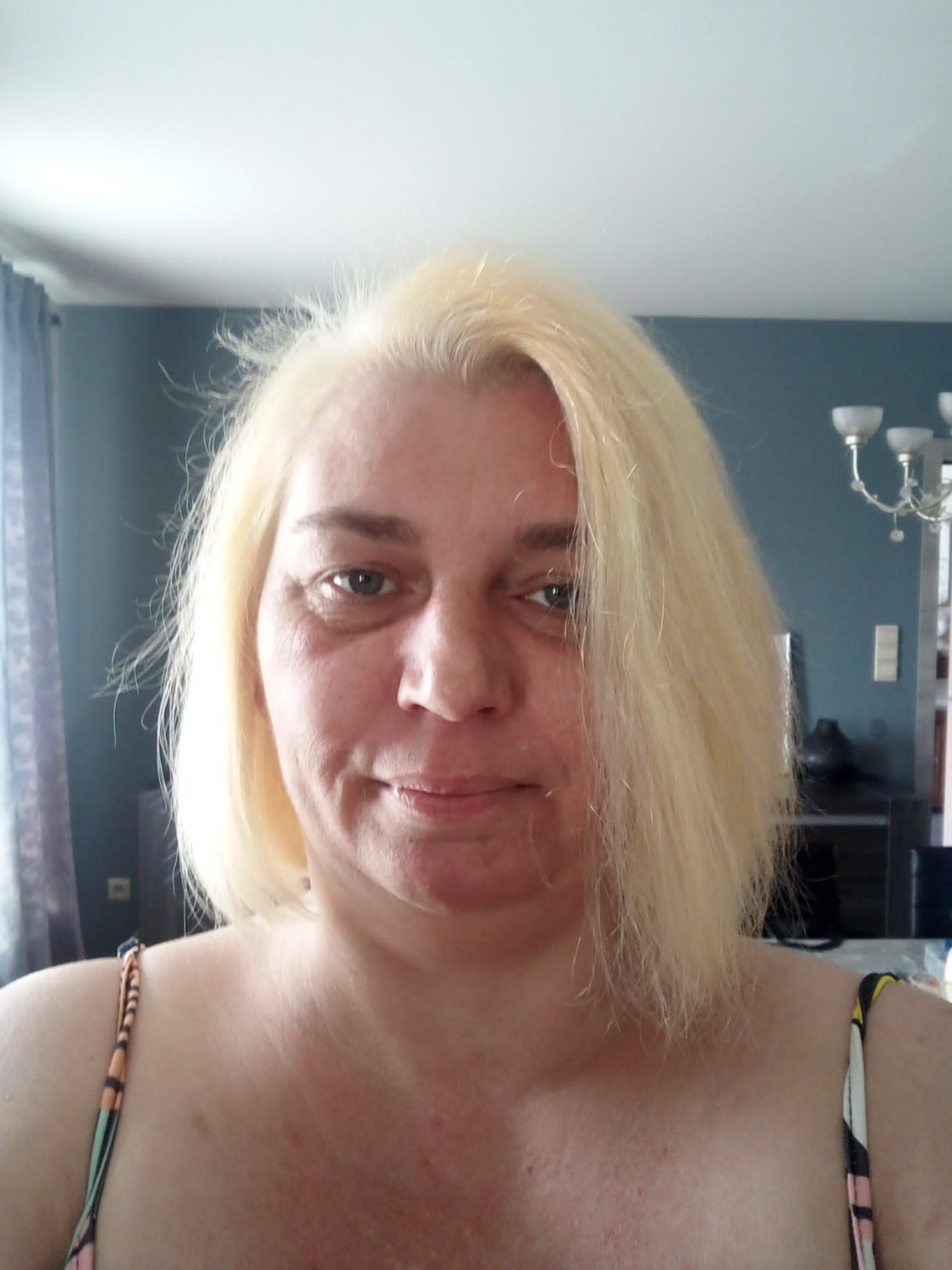 tosln3iy Slutty Jessie O., married submissive and addicted cum and piswhore from Belgium, Tongeren #TosLn3iy
