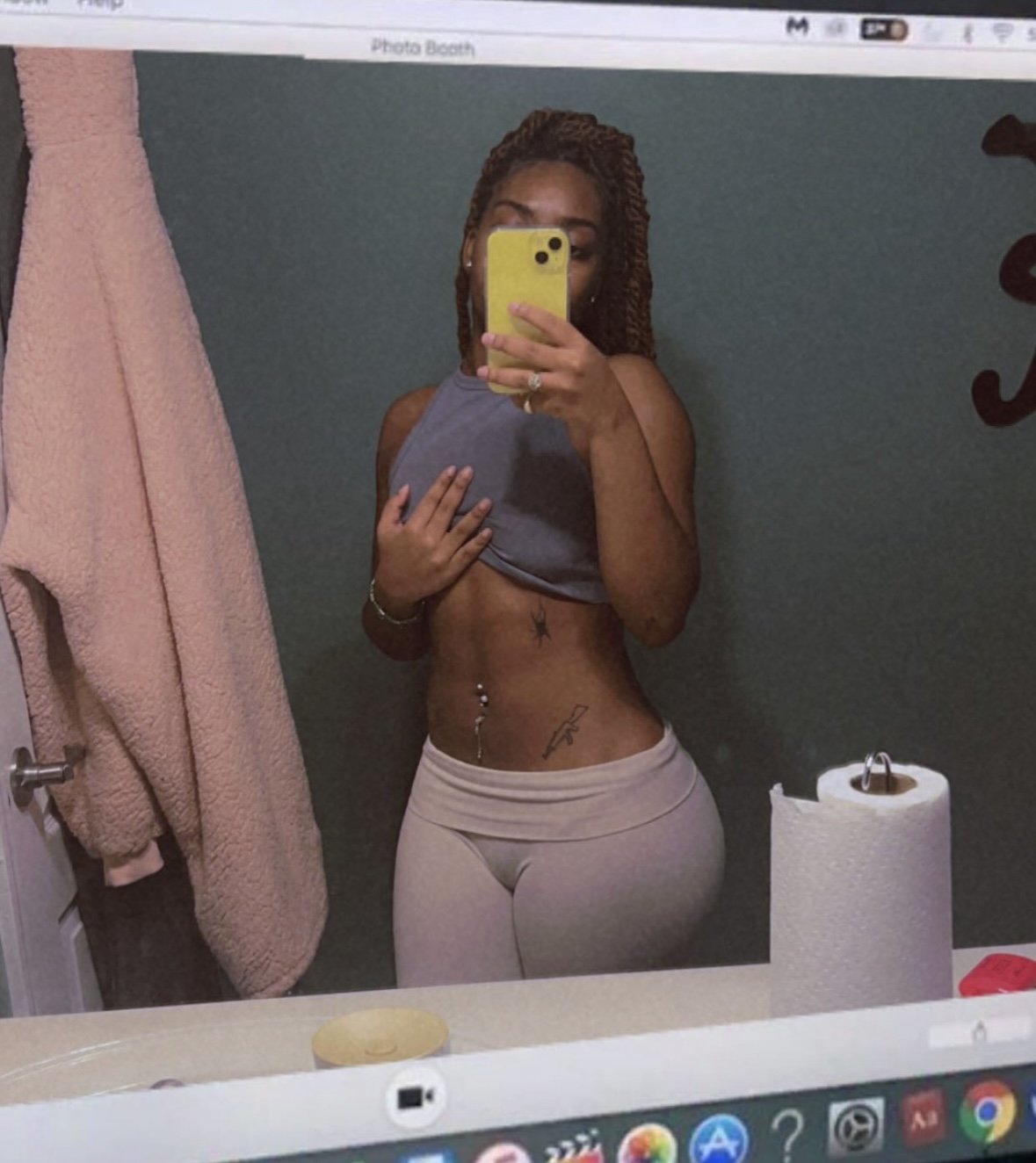 Fine ass big booty Jamaican ebony #U9qLdMaX