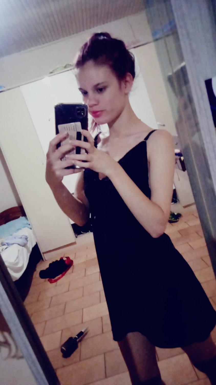 vptyrdxk Vazou video e fotos da novinha do Paraná toda sensual.(Mando pro ficante e ele vazou). #VpTYrdxk