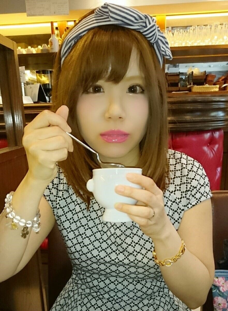友香 淫乱変態雌豚便器妻 #VrNO8wzm