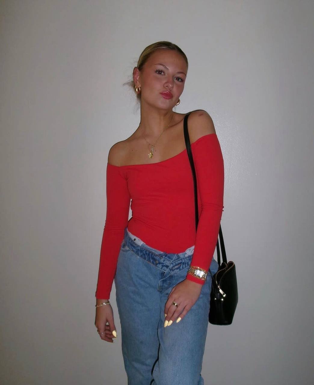 Sexy blonde webslut teen Sarah #WsceAGkm