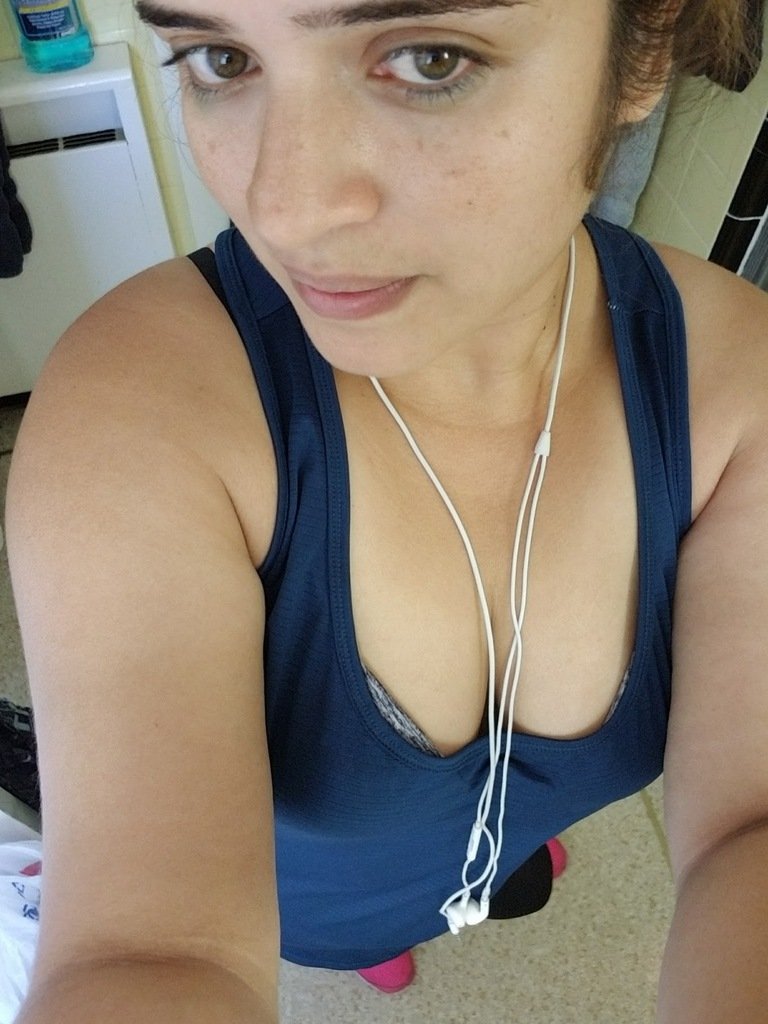 UK Arab Slut #WWGAIvnN