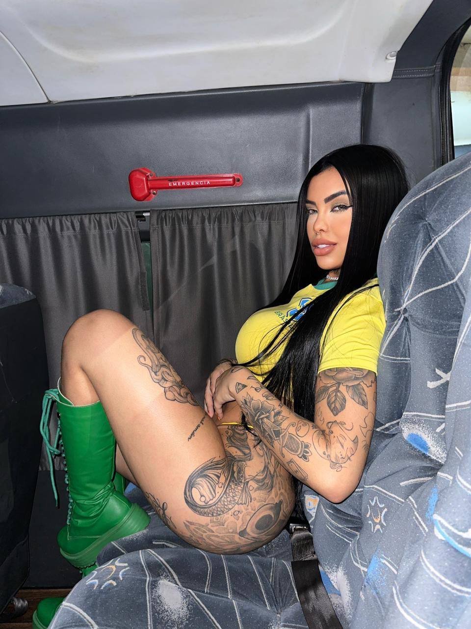 DJ nathi gostosa brasileira toda nua modelo do Brasil. Model Brasilian exposed brasil #X769nvWE