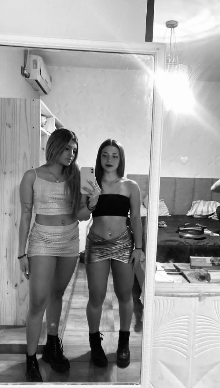 Mia #XEvCkwhI