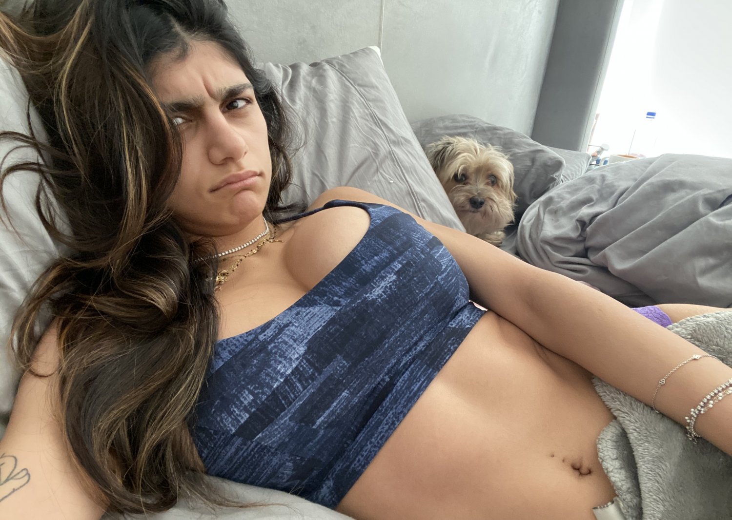 Webslut o.g. Mia Khalifa #YqqPX9xk