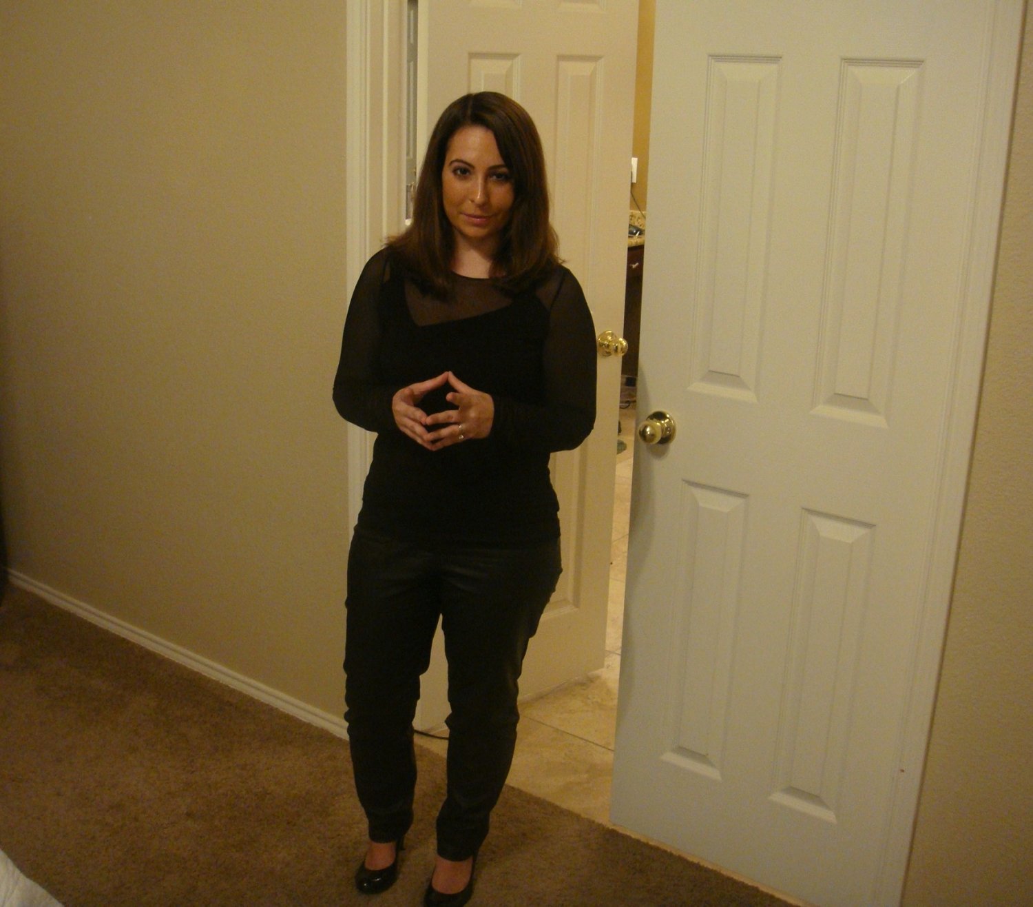 Sexy Brunette Wife is a submissive slut #Yy1L8adW