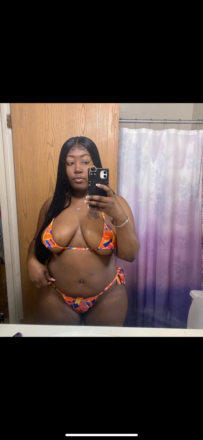 BBW Ebony slut #znN7RWi5
