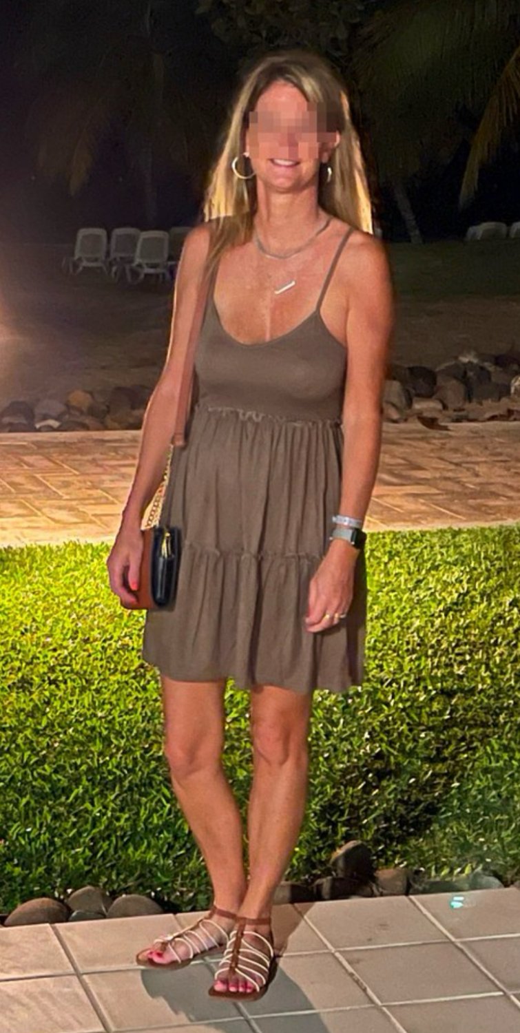 Blonde MILF Leah #0ciBzShh