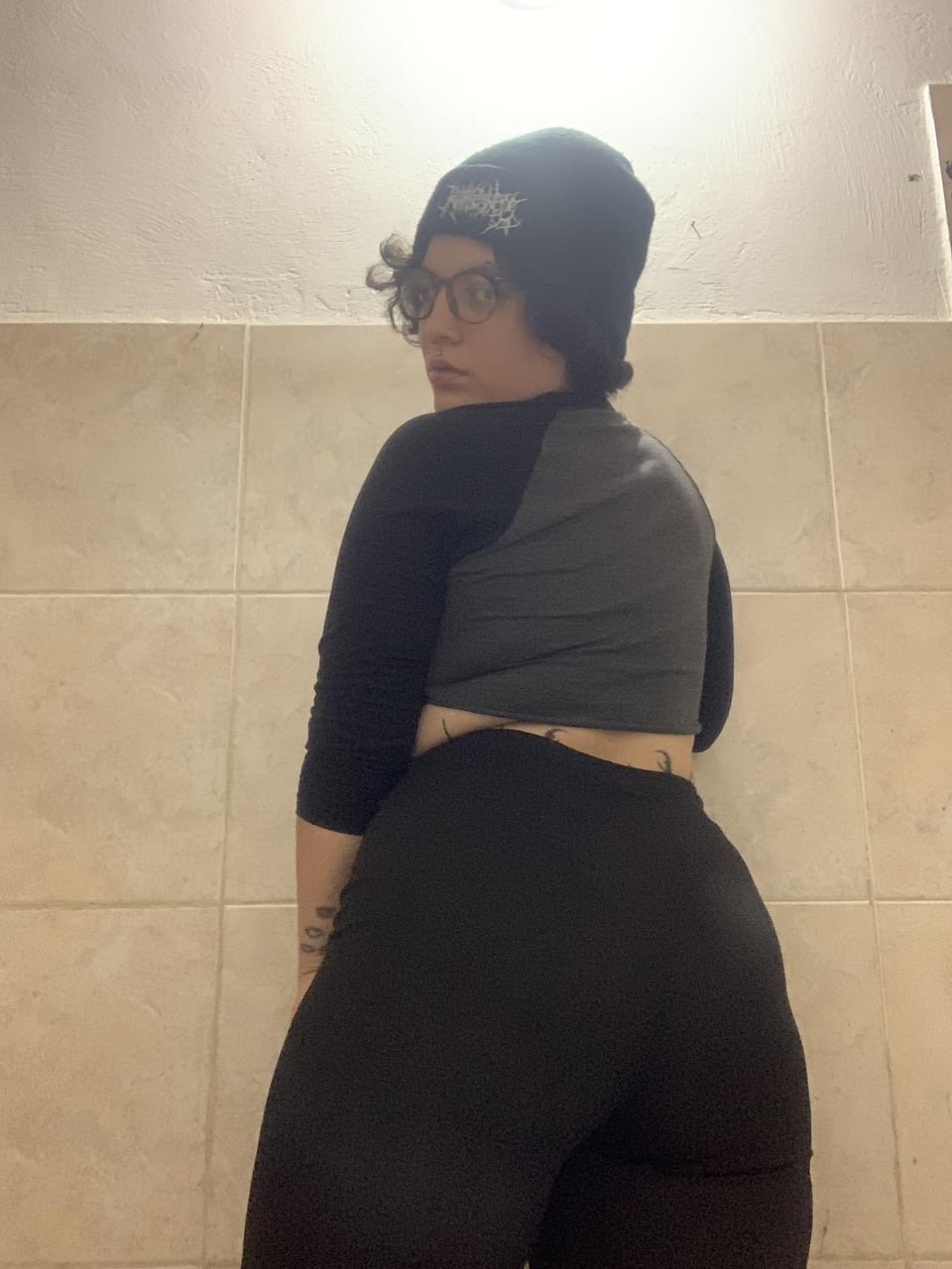 Thick slutty Latina alt girl #1RVYvruw