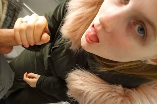 Blowjob In Fitting Room #2cb3Yvrg