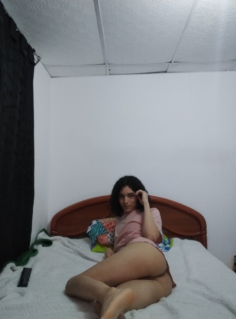 2qyiajtr What do you do if you find me sleeping like this? #2QyIajtR