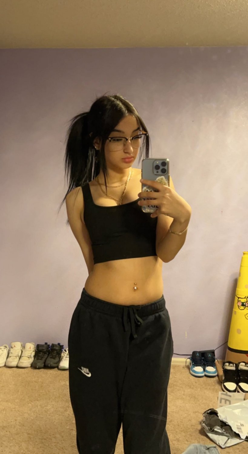 Pretty Spanish Slut #3caeEXX2